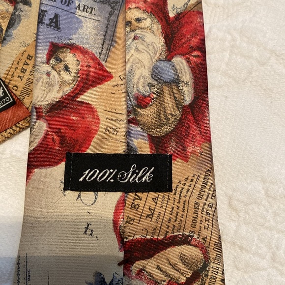 Santa/Christmas Tie - Picture 5 of 7